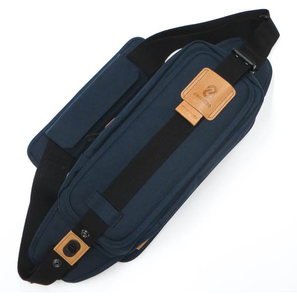 daccolinoネイビー